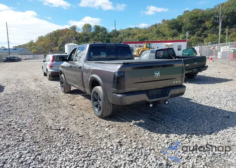 2015 Ram 1500 Outdoorsman z USA, uszkodzony, nr VIN 1C6RR7TT8FS662585